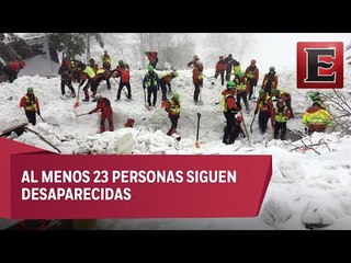 Suman 11 personas rescatadas en Italia por alud de nieve