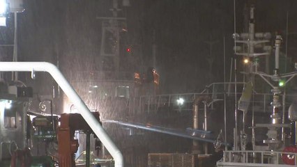 전남 남해안 비바람 거세져...아침 최대 고비 / YTN