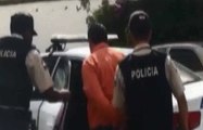Detienen a supuesto funcionario municipal que otorgaba permisos a vendedores en Quito