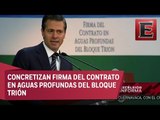 Peña Nieto atestigua firma de contrato entre Pemex y BHP Billition