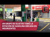 Jóvenes vandalizan gasolinera en la CDMX por desaparición de normalistas
