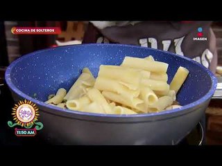 Cocina de solteros: ¡preparamos pasta de Tahini picante! | Sale el Sol