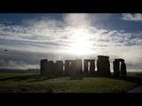 Hallan en Inglaterra monumento neolítico más grande que Stonehenge