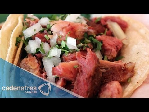 'De me de ahí', la especialidad en los 'Politacos', ¡los mejores tacos de carnitas del DF