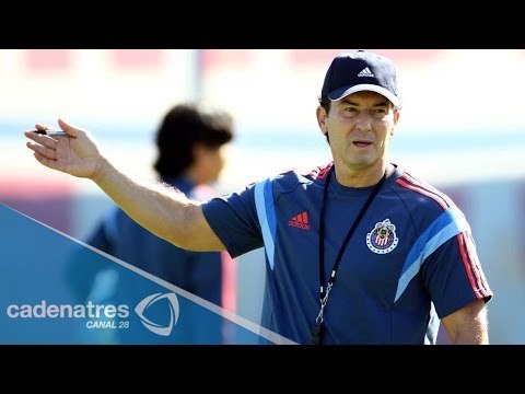 'Chepo' de la Torre fuera de Chivas