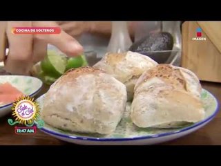 Cocina de solteros: hamburguesa de salmón | Sale el Sol