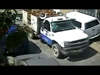 Puebla: conductor de camión de gas atropella a mujer y escapa