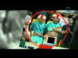 La sobremesa. Aficionado quiso distraer a italiano en la tanda de penales bajándose los calzones