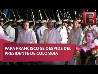 El Papa Francisco se despide de las autoridades de Colombia