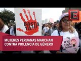 Miles de mujeres marchan contra la violencia de género en Perú