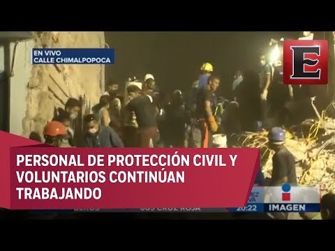 Hallan a sobrevivientes entre escombros de fábrica en Chimalpopoca