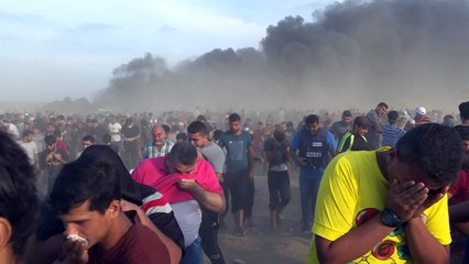 Tải video: Tres palestinos mueren por disparos israelíes en Gaza