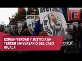 Marcha en la CDMX en recuerdo a los 43 desaparecidos de Ayotzinapa