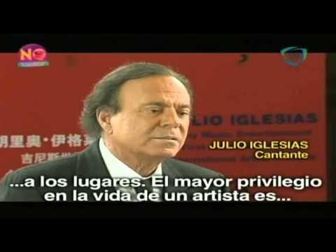 Julio Iglesias rompe récord Guinness por ser el cantante latino con más discos vendidos