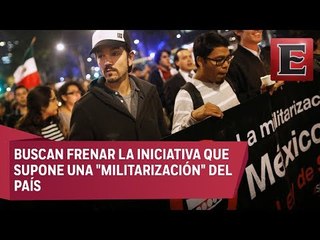 Activistas marchan en la CDMX contra Ley de Seguridad Interior