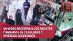 VIDEO: Investigan a policías por robar celulares en Plaza Meave