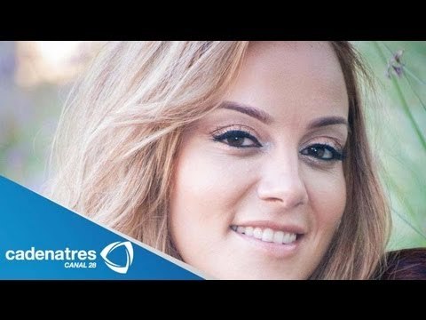 Rosie Rivera: Inquebrantable será el titulo del libro de Jenni Rivera / Unbreakable book of Jenni
