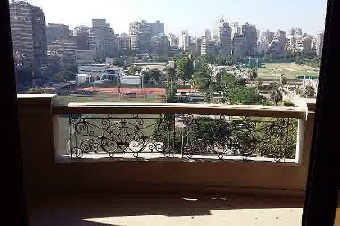 شقه برووف للايجار تطل علي نادي الصيد في المهندسين