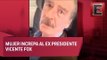 ‘Señor sin pensiones’, encara mujer a Vicente Fox en un avión