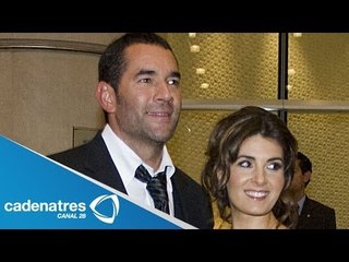 Eduardo Santamarina feliz con la familia que forma con Mayrin Villanueva