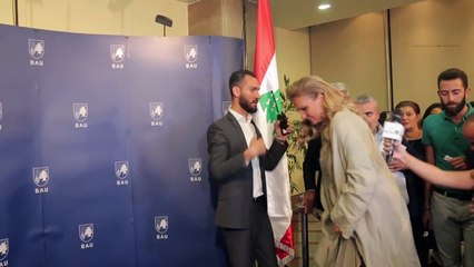 يسرا تشارك في حملة #غردي_وردي برسالة مؤثرة: إكتشفي المرض بدري... عشان تشفي