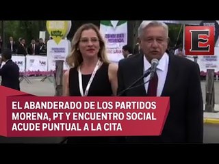 López Obrador llega a campus universitario previo a debate en Tijuana