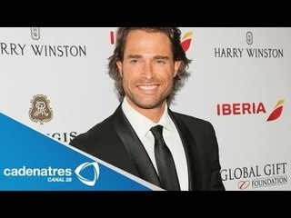 Los mejores y peores looks de los famosos que asistieron a las 100 representaciones Wicked