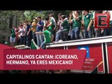 Aficionados de fútbol festejan pase del Tricolor en la embajada de Corea