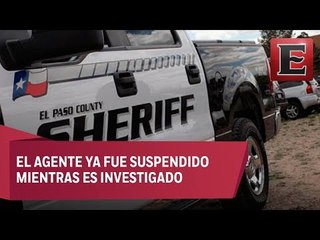 Policía apunta con su arma a un grupo de niños en Texas