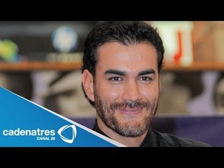 David Zepeda niega enfermarse por estar vacunado antes de viajar a África
