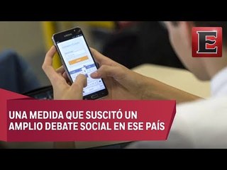 Francia prohíbe el uso de celulares en aulas