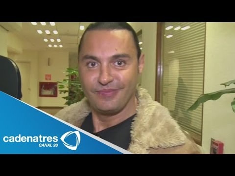 Latin Lover consigue trabajo como conductor y actor / Latin Lover gets a job as a conductor