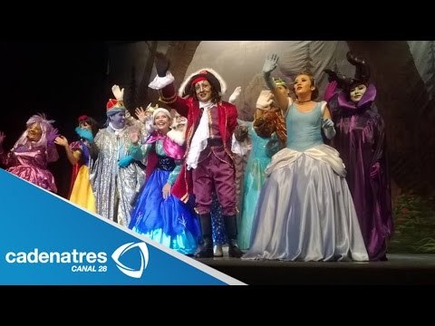 Laura Zapata se harta de temas relacionados con sus hermanas