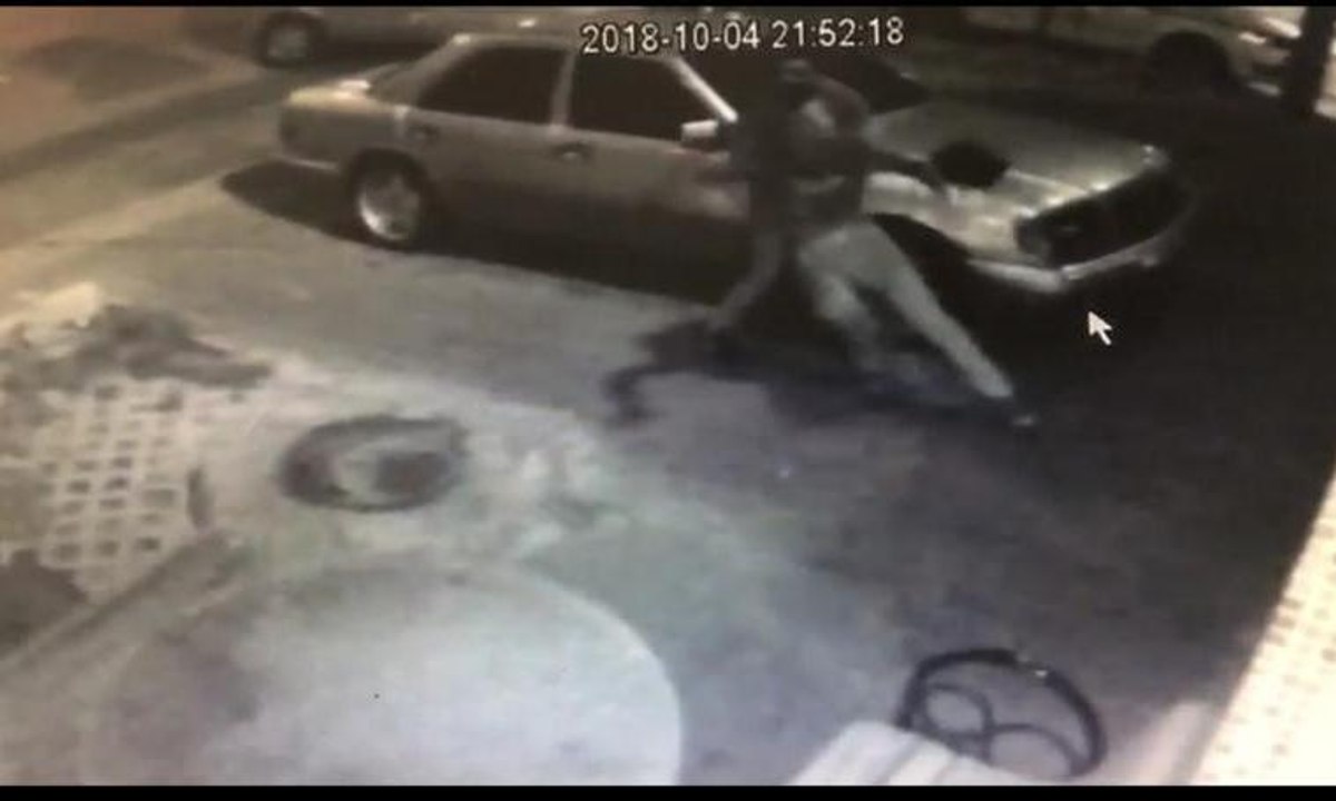 Polis masaj salonuna baskın yapınca 2. kattan atlayıp kaçtılar