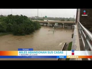 Texas devastado por el paso de Harvey | Noticias con Francisco Zea