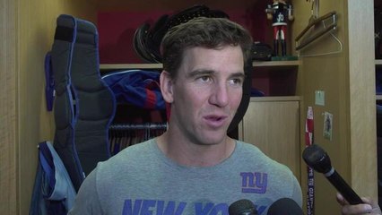 Eli Manning reacts to Giants' lack of downfield success