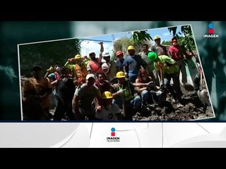 Télécharger la video: Luego de dos semanas voluntarios continúan ayudando en Morelos | Noticias con Yuriria Sierra