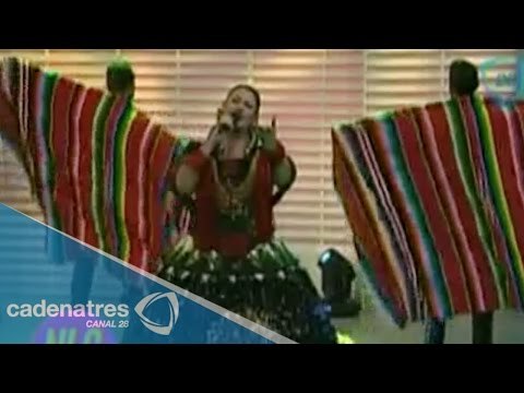 Alejandra Ávalos al ritmo del México lindo y querido