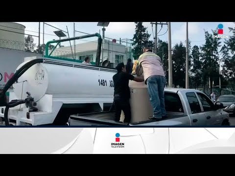 Llevan pipas de agua a reclusorios en Iztapalapa | Noticias con Yuriria Sierra