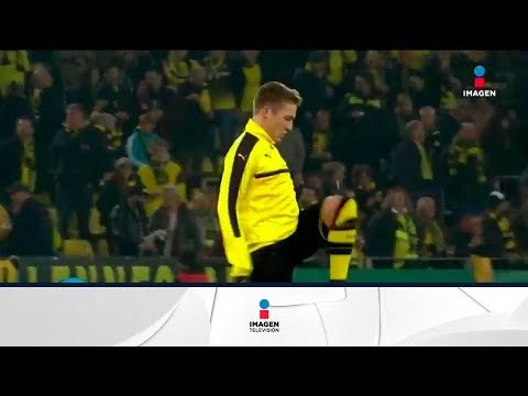 Cosas raras que hacen jugadores de futbol antes de jugar | Qué Importa