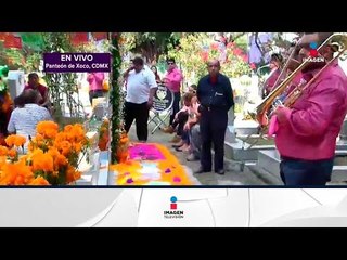 Celebran con música la muerte en el Panteón de Xoco | Noticias con Yuriria Sierra