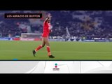 Buffon se quita los shorts en la cancha y los regala a un fan | Qué Importa