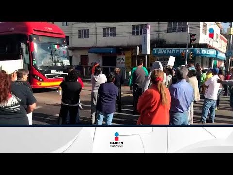 Siguen las protestas en Iztacalco por falta de agua | Noticias con Ciro