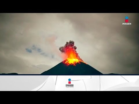 Erupción de volcán Reventador en Ecuador | Noticias con Francisco Zea