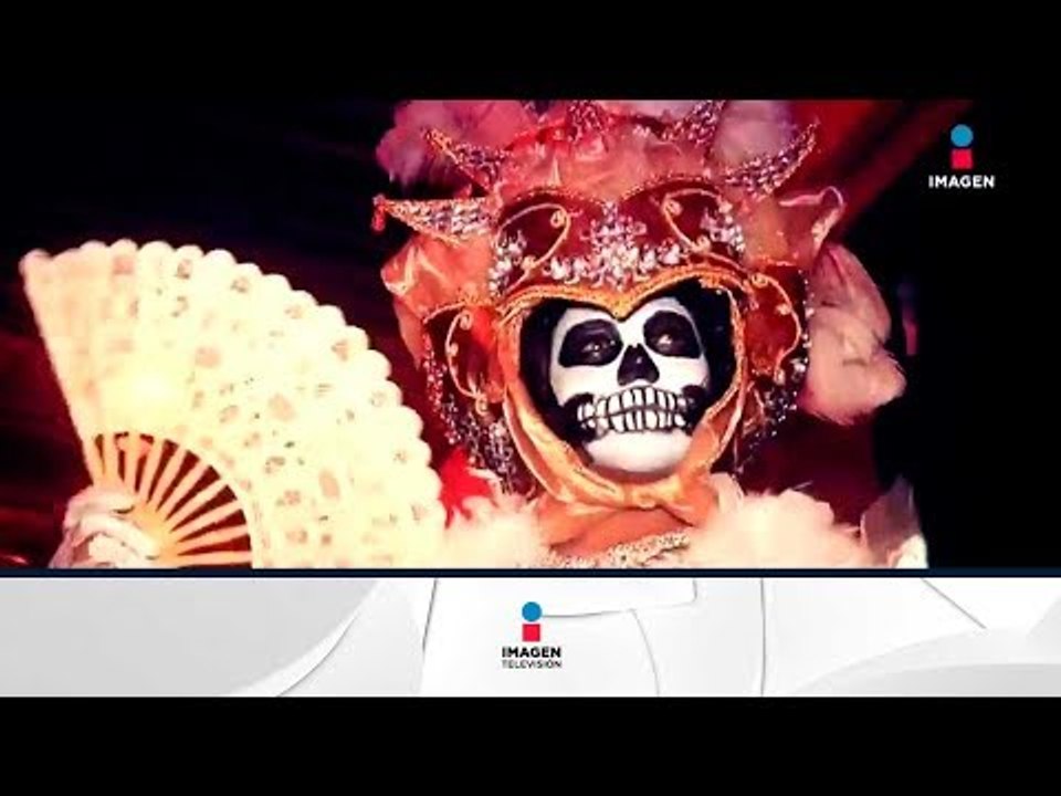 Turistas se unen al Día de Muertos en San Miguel de Allende | Noticias con Francisco Zea