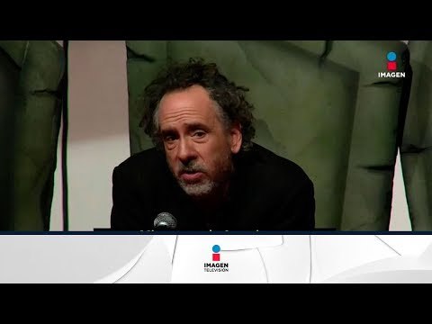 Tim Burton llegó a México para la presentación de su muestra | Noticias con Ciro Gómez