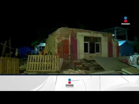 A damnificados del sismo no les alcanza para albañiles y materiales | Noticias con Ciro Gómez Leyva