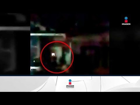 Policías estatales fueron grabados saqueando un Aurrera en Zumpango | Noticias con Ciro