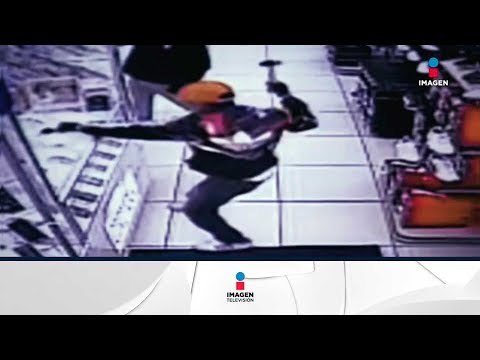 Asalto simultáneo a tiendas Elektra y COPPEL en la CDMX | Noticias con Ciro Gómez Leyva