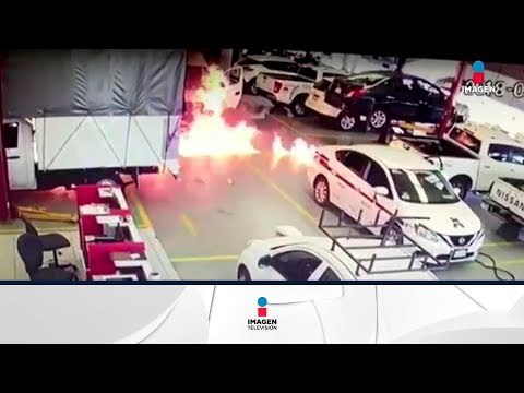 Asaltan local automotriz y prenden fuego a los automóviles en Uruapan | Noticias con Francisco Ze